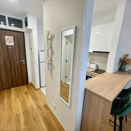 - Stan Na Dan Novi Beograd, Parking 5 Evra Dan Appartement Belgrado